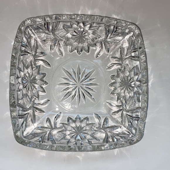Early American Pressed Glass Square Dish - Picture 3 of 4